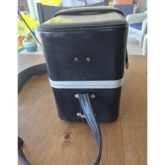 Unbranded Large Black Hard Shell Vintage Leather Camera Case with Shoulder Strap - Picture 5 of 10